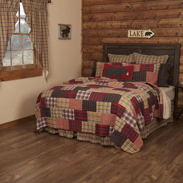 Wyatt King Quilt 105Wx95L VHC Brands - The Fox Decor